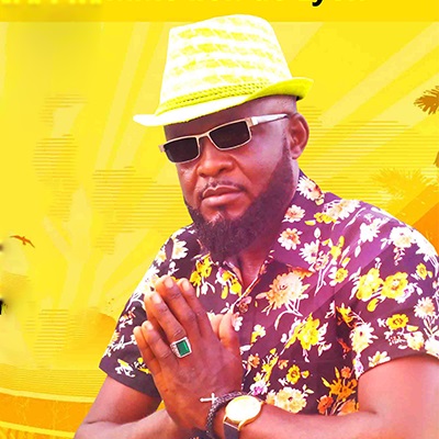 Lucky_Boy_Guitariste à immortalize afrique Production